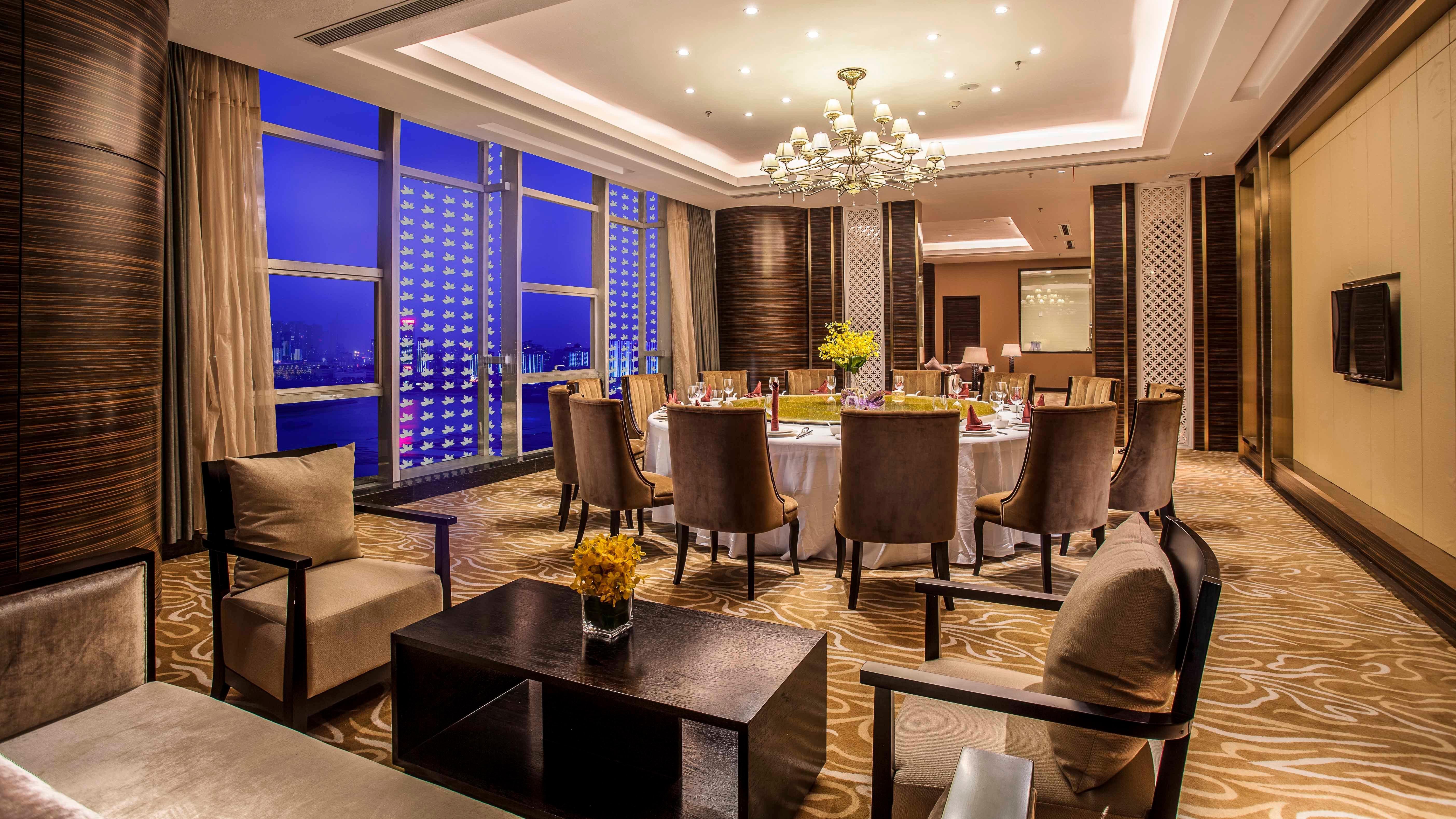 Holiday Inn Nanchang Riverside By Ihg Buitenkant foto