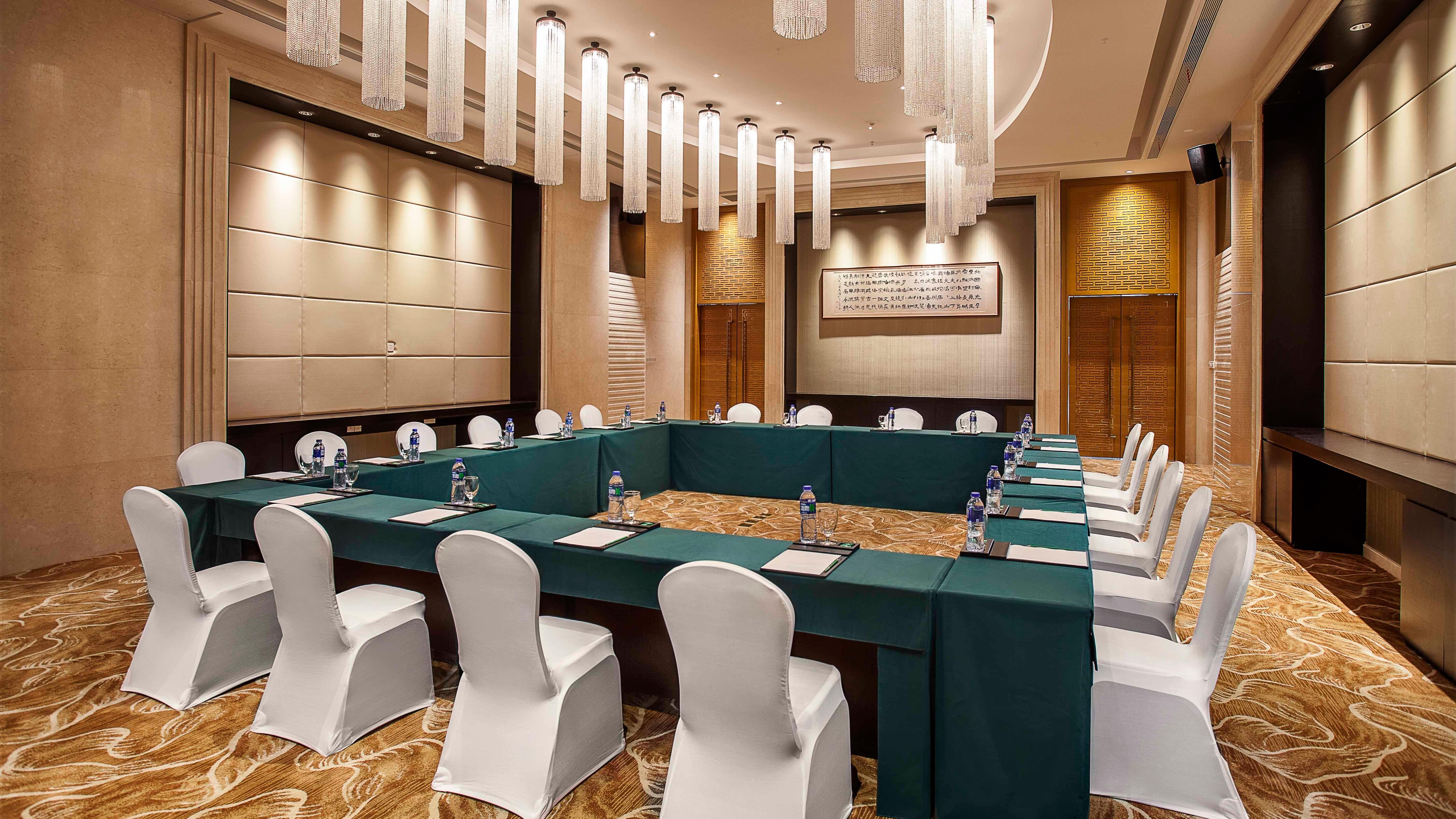 Holiday Inn Nanchang Riverside By Ihg Buitenkant foto