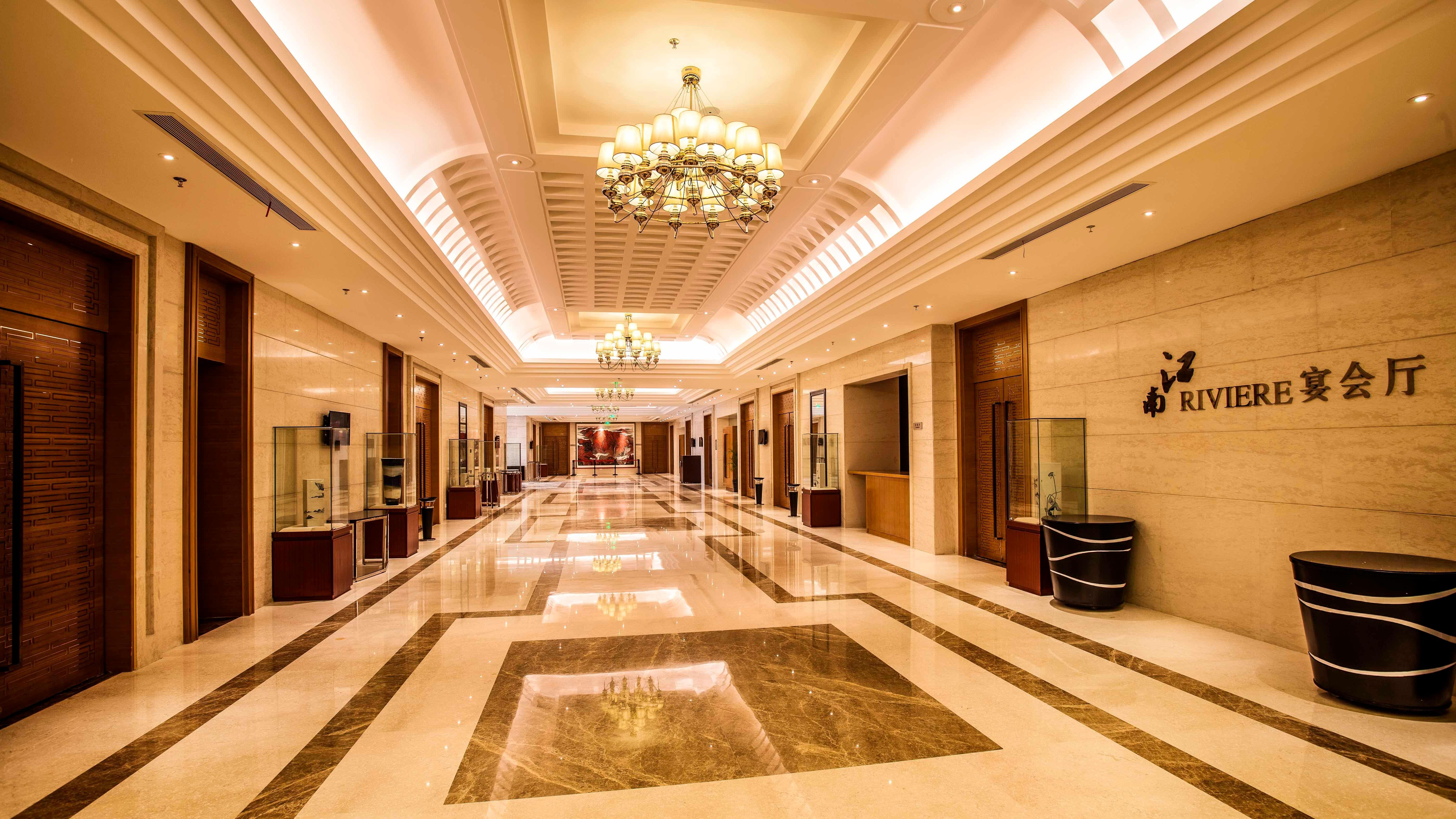 Holiday Inn Nanchang Riverside By Ihg Buitenkant foto