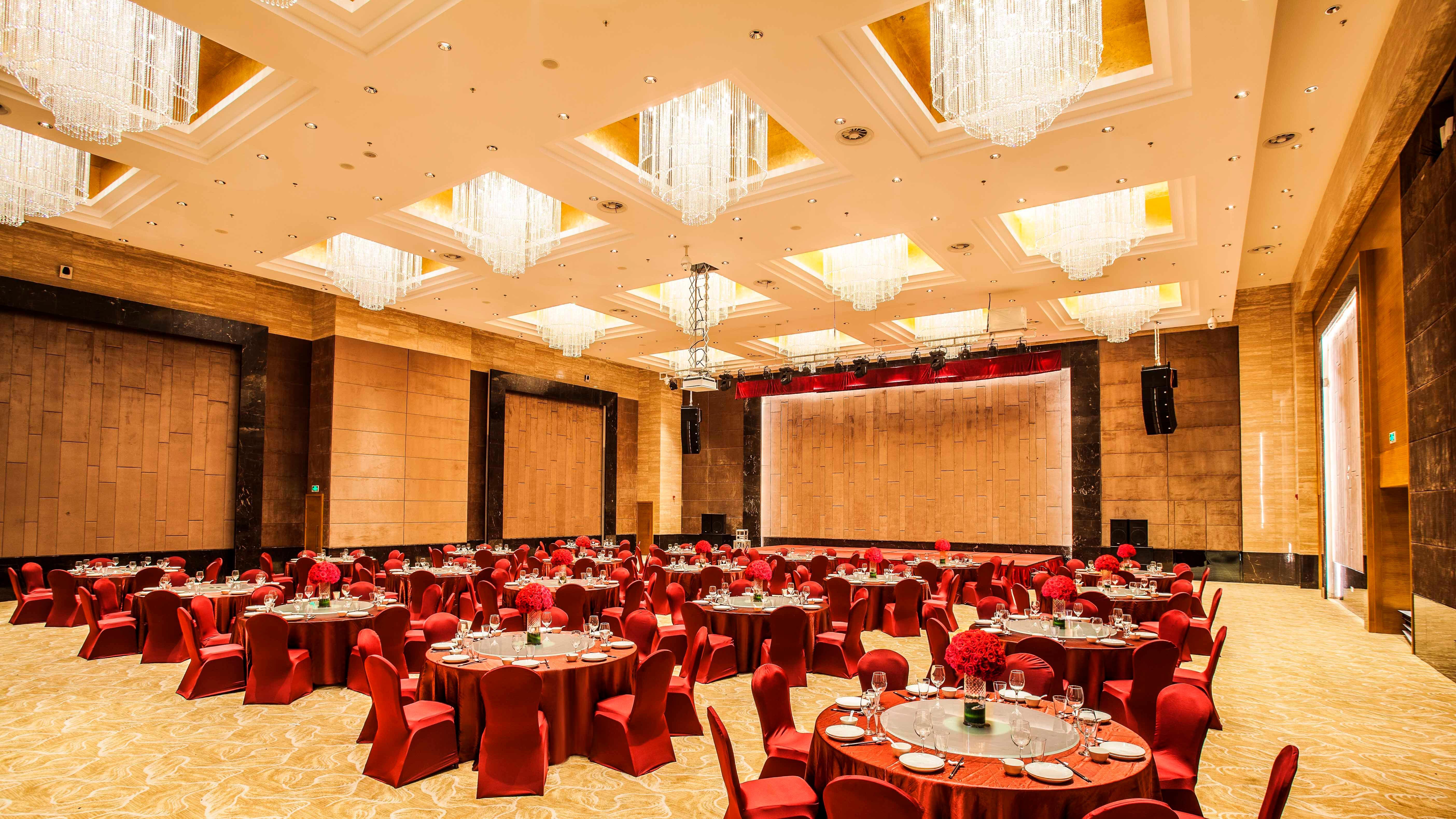 Holiday Inn Nanchang Riverside By Ihg Buitenkant foto